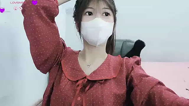 tanhxiu online show from 2, 1, 2025