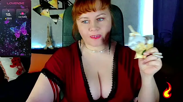 Nikki March online show from 20, 10, 2025