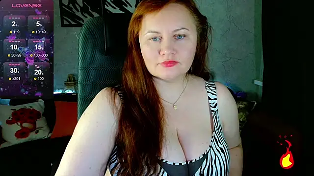 Nikki March online show from 18, 9, 2025