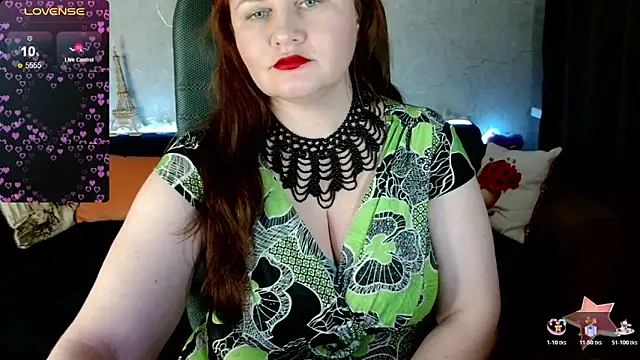 Nikki March online show from 15, 11, 2025