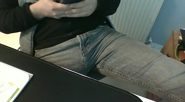 Koraymoray15 online show from 12, 2, 2025