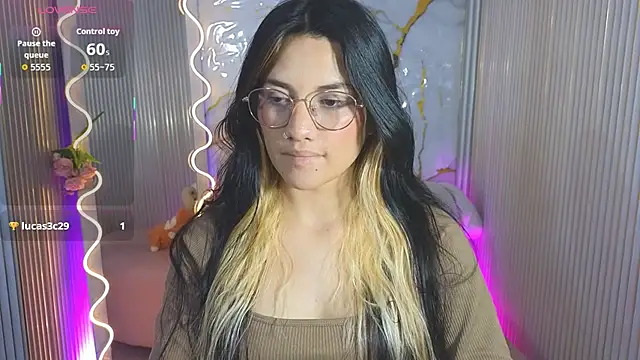 Chiara tay online show from 23, 4, 2026
