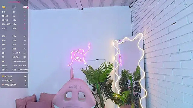 Snapshot of Chiara_tay chatting on 10, 3, 2025 Chiara tay online show from 10, 3, 2025