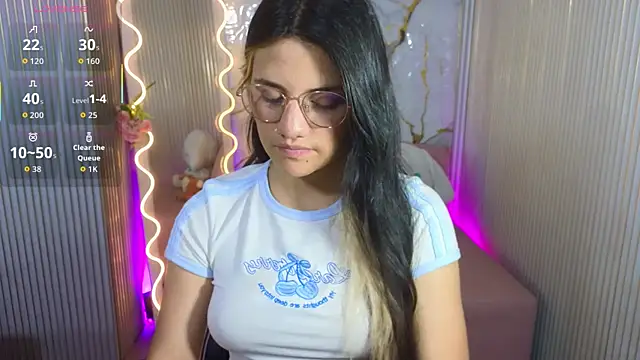 Chiara tay online show from 17, 4, 2026