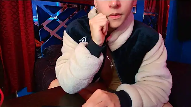 Luke Howland online show from 6, 11, 2025