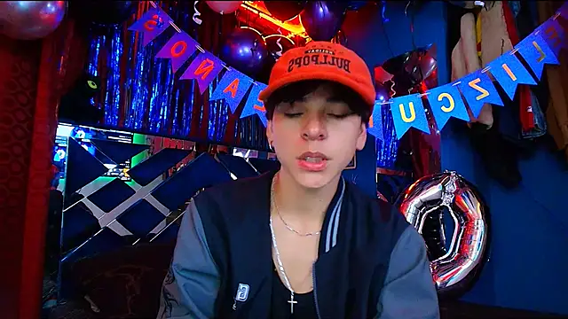 Luke Howland online show from 11, 11, 2025