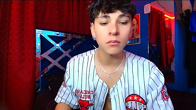 Luke Howland online show from 1, 10, 2025