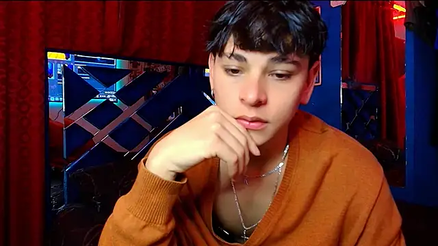 Luke Howland online show from 30, 9, 2025