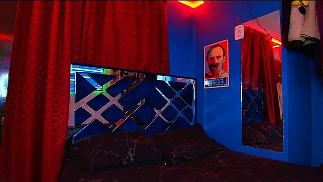 Luke Howland online show from 15, 10, 2025