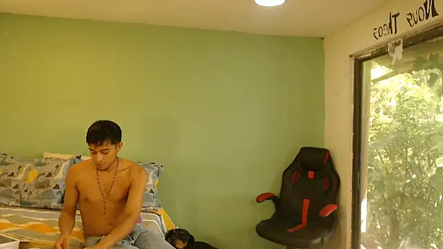 danielitopapuu online show from 17, 4, 2026