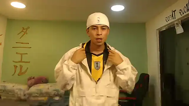 danielitopapuu online show from 15, 7, 2026