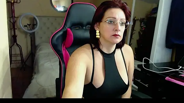 Carol Scottt online show from 20, 3, 2025