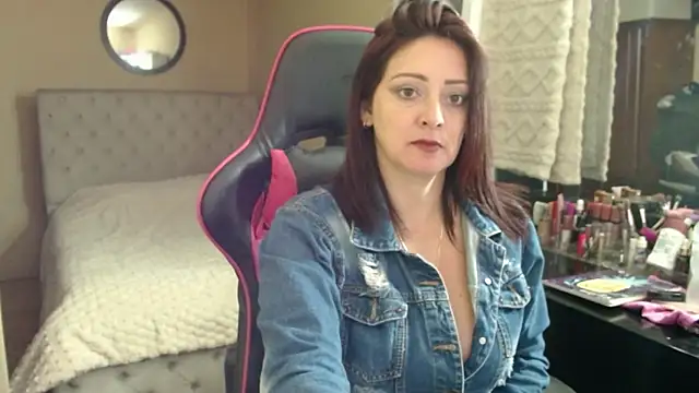 Carol Scottt online show from 21, 2, 2026