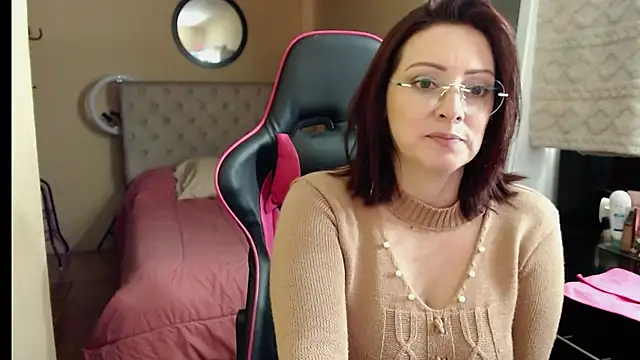 Carol Scottt online show from 13, 9, 2025