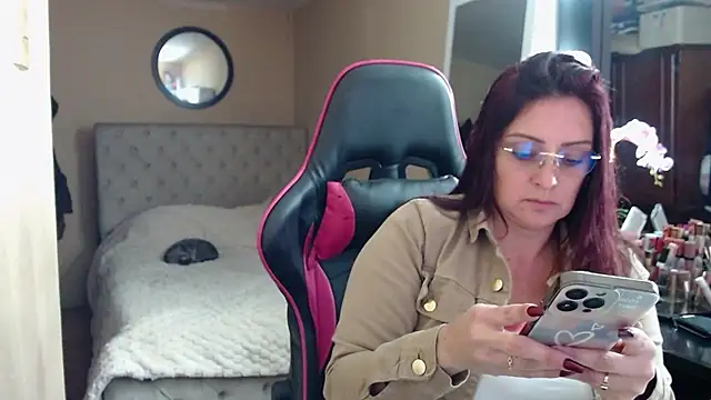 Carol Scottt online show from 12, 7, 2026
