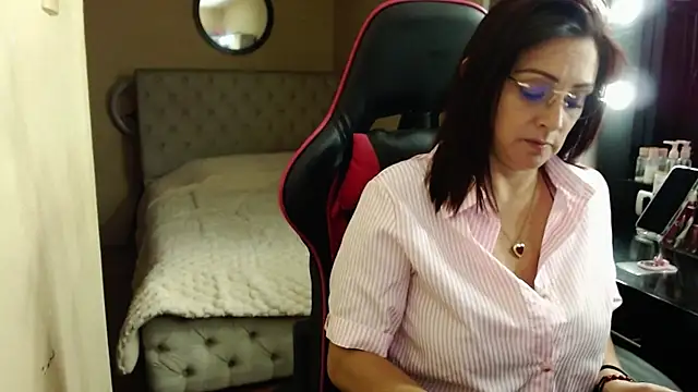 Carol Scottt online show from 8, 2, 2026