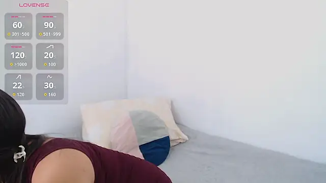 Snapshot of LiaDumond chatting on 17, 7, 2026 LiaDumond online show from 17, 7, 2026