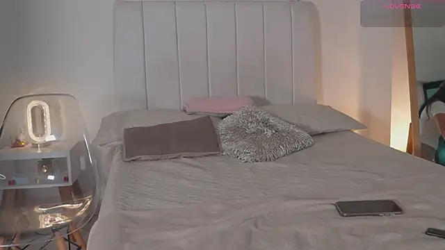 Madison evans1 online show from 12, 2, 2026