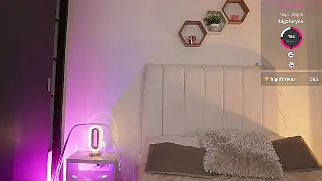 Madison evans1 online show from 24, 9, 2025