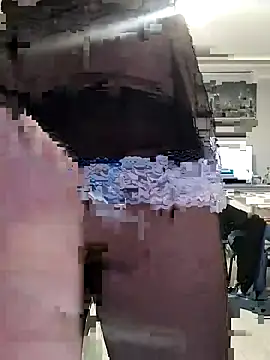 Snapshot of McdyllanXX chatting on 11, 2, 2026 McdyllanXX online show from 11, 2, 2026