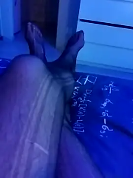 Snapshot of McdyllanXX chatting on 12, 2, 2026 McdyllanXX online show from 12, 2, 2026