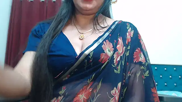 Snapshot of desi-maisa130 chatting on 26, 9, 2025 desi-maisa130 online show from 26, 9, 2025