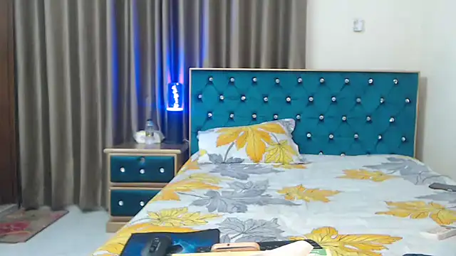 Snapshot of desi-maisa130 chatting on 1, 3, 2025 desi-maisa130 online show from 1, 3, 2025