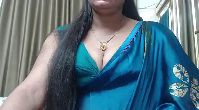 Snapshot of desi-maisa130 chatting on 4, 3, 2025 desi-maisa130 online show from 4, 3, 2025