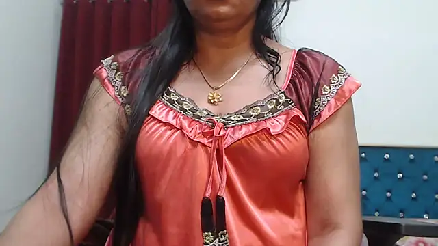 Snapshot of desi-maisa130 chatting on 18, 9, 2025 desi-maisa130 online show from 18, 9, 2025