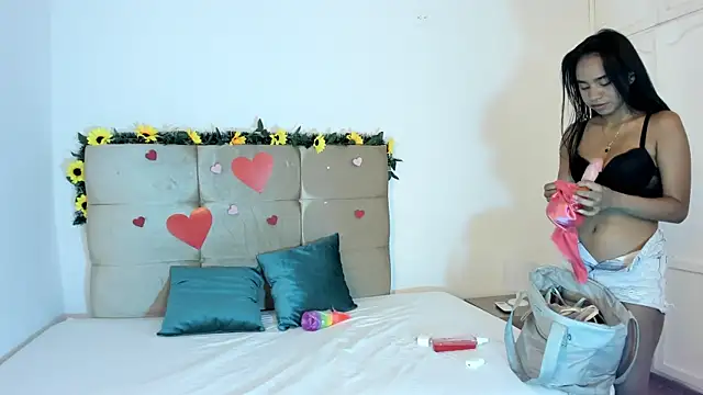 emilie paris online show from 25, 1, 2025