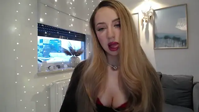 JulietteDiamond online show from 4, 2, 2026