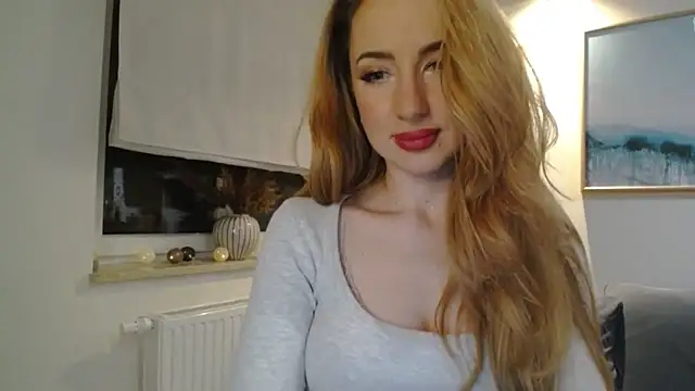 Snapshot of JulietteDiamond chatting on 5, 3, 2025 JulietteDiamond online show from 5, 3, 2025