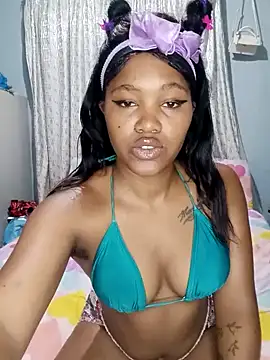 Snapshot of charmainexxx chatting on 7, 2, 2025 charmainexxx online show from 7, 2, 2025