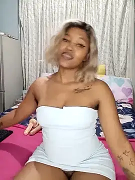 Snapshot of charmainexxx chatting on 24, 2, 2025 charmainexxx online show from 24, 2, 2025