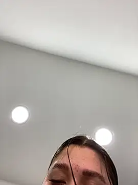 SophiaLaurens online show from 22, 3, 2025