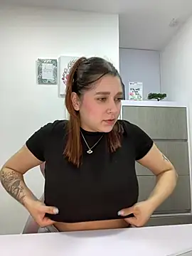 SophiaLaurens online show from 15, 3, 2025