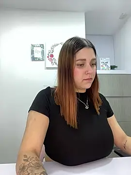 SophiaLaurens online show from 25, 2, 2025