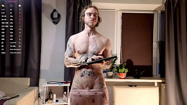 pleasure8869 online show from 15, 11, 2025