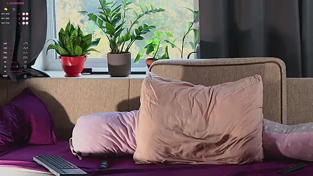 pleasure8869 online show from 30, 9, 2025