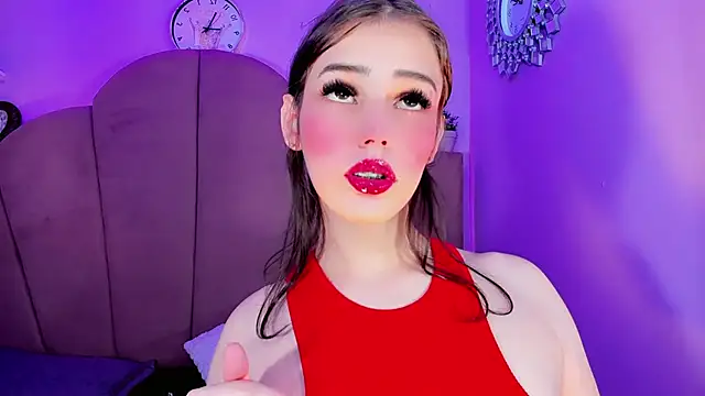 ValeriaAguilar online show from 29, 9, 2025