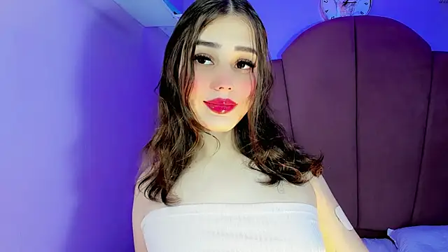 ValeriaAguilar online show from 12, 9, 2025