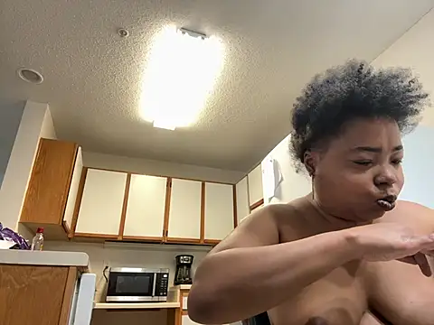 JCCaramelbarbie1 online show from 22, 1, 2025