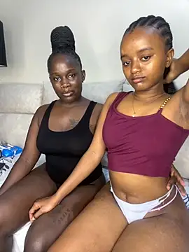 Doublefreaks online show from 9, 10, 2025