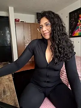 Snapshot of Thaliacooper_ chatting on 28, 4, 2026 Thaliacooper online show from 28, 4, 2026