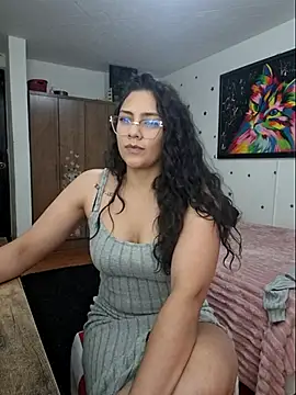 Snapshot of Thaliacooper_ chatting on 25, 6, 2026 Thaliacooper online show from 25, 6, 2026