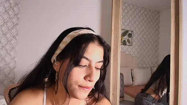 Susana Sanchez online show from 12, 6, 2026