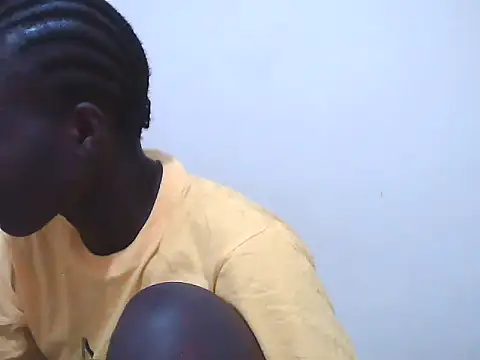 ebony curvedass online show from 24, 3, 2026