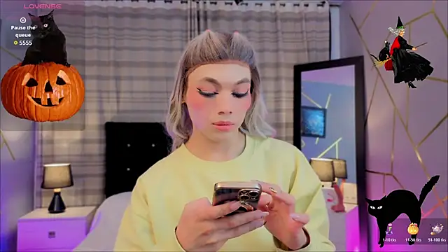 Megan Do Santos online show from 25, 10, 2025