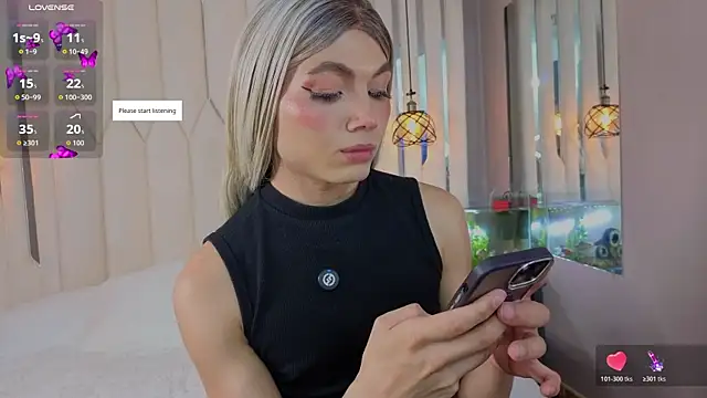Megan Do Santos online show from 12, 5, 2026