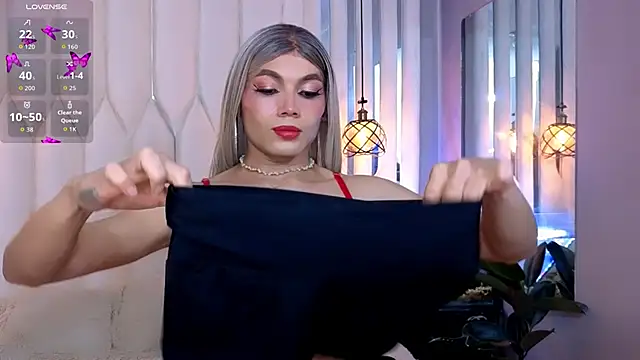 Megan Do Santos online show from 11, 4, 2026